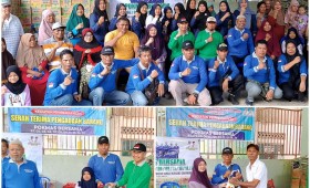 Giat Probebaya Kelurahan Loa Buah (Pembagian Bantuan Sembako dan Peralatan Sekolah)
